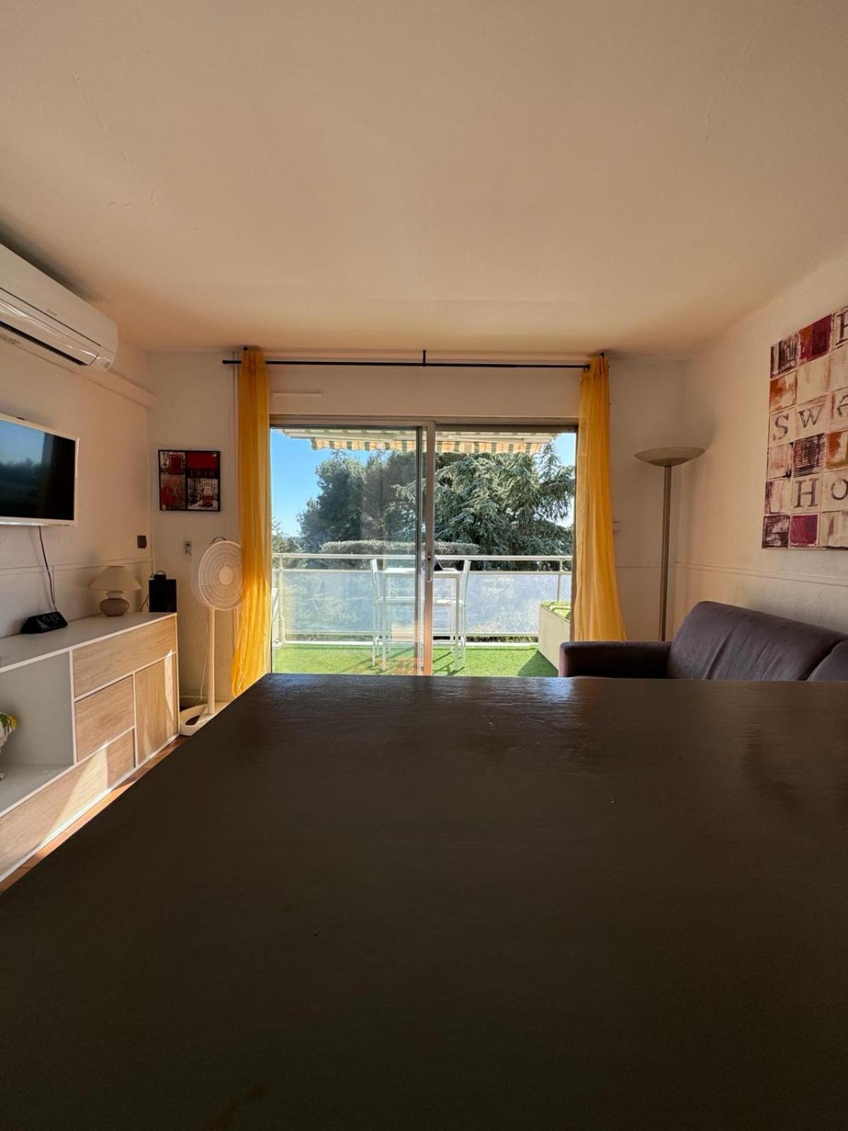 Beau Studio Climatise Face A La Mer La Ciotat Bagian luar foto